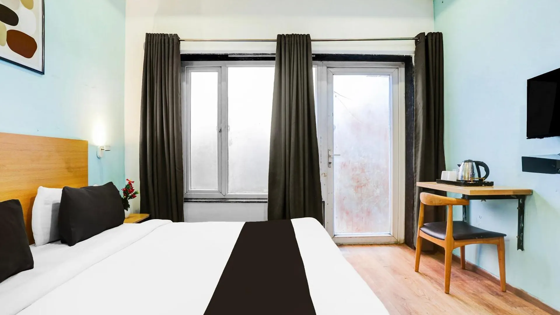 Hotel Super Townhouse Rohini Sector 23 Delhi   Delhi (National Capital Territory of India)