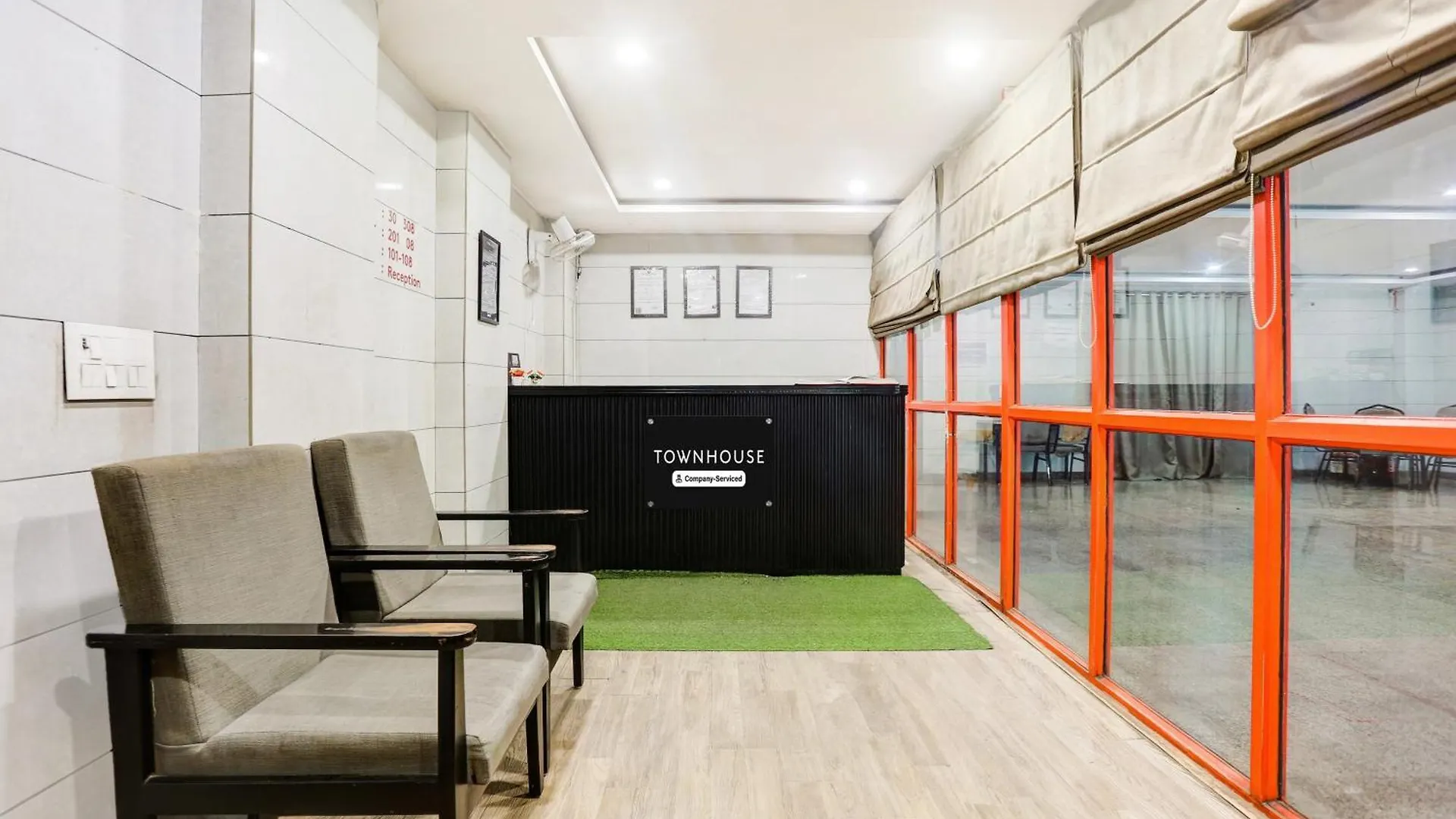 Hotel Super Townhouse Rohini Sector 23 Delhi