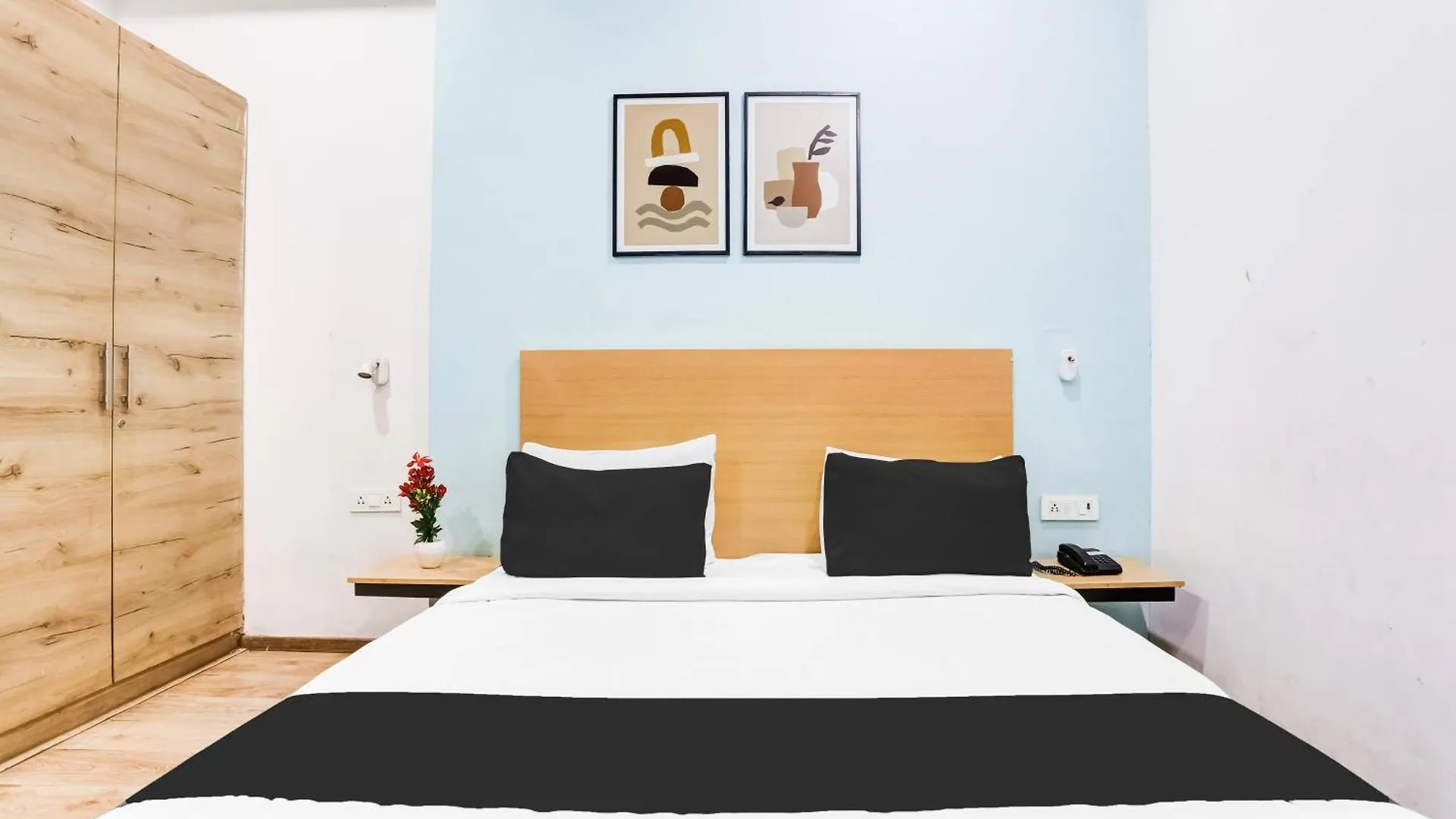 Super Townhouse Rohini Sector 23 Hotel Delhi
